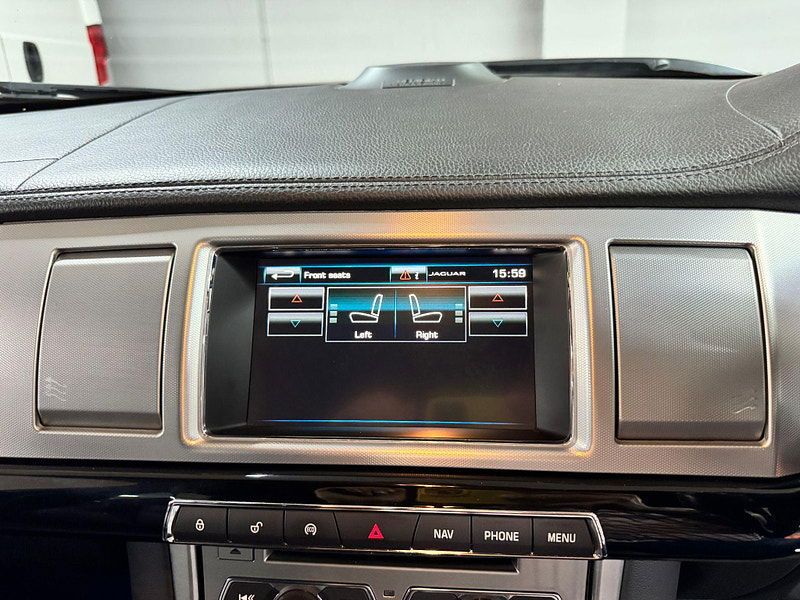 Jaguar XF 2.2d R-Sport Black Auto Euro 5 (s/s) 4dr 4dr Automatic 2025