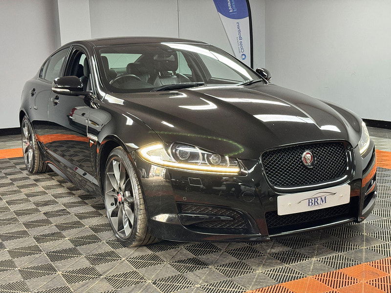 Jaguar XF 2.2d R-Sport Black Auto Euro 5 (s/s) 4dr 4dr Automatic 2025