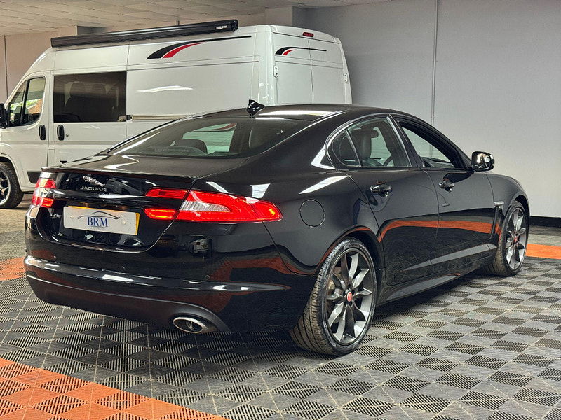 Jaguar XF 2.2d R-Sport Black Auto Euro 5 (s/s) 4dr 4dr Automatic 2025