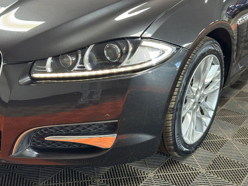 Jaguar XF 2.2d Sport Auto Euro 5 (s/s) 4dr 4dr Automatic 2025