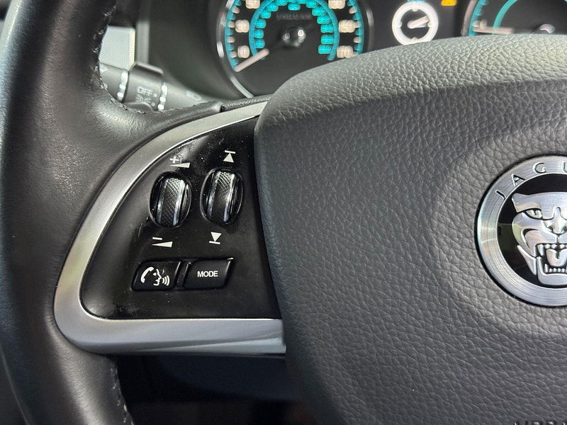 Jaguar XF 2.2d Sport Auto Euro 5 (s/s) 4dr 4dr Automatic 2025