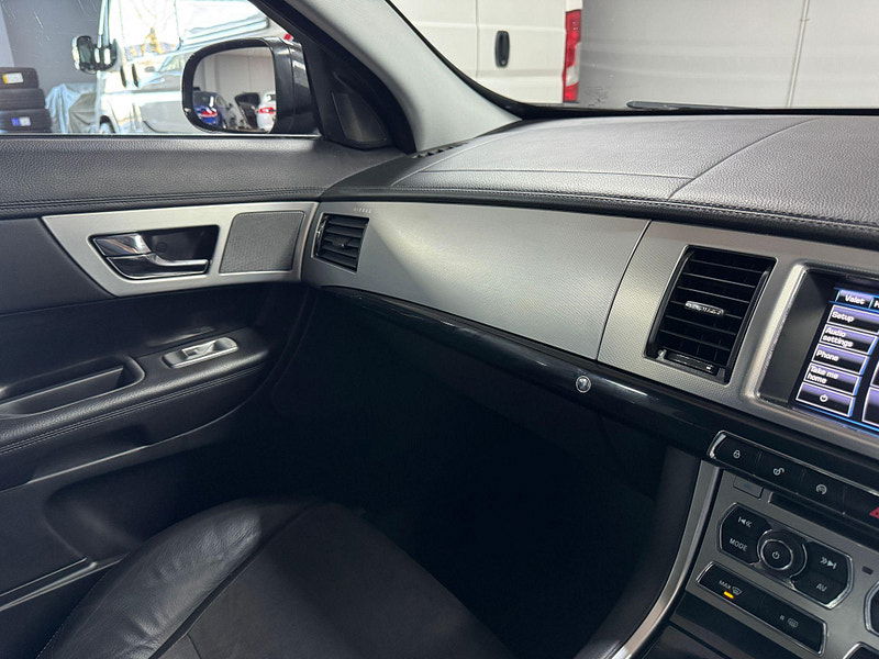 Jaguar XF 2.2d Sport Auto Euro 5 (s/s) 4dr 4dr Automatic 2025