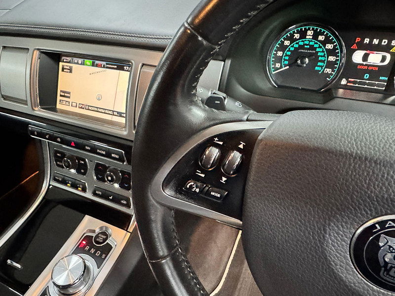 Jaguar XF 3.0d S V6 Portfolio Auto Euro 5 (s/s) 4dr 4dr Automatic 2026