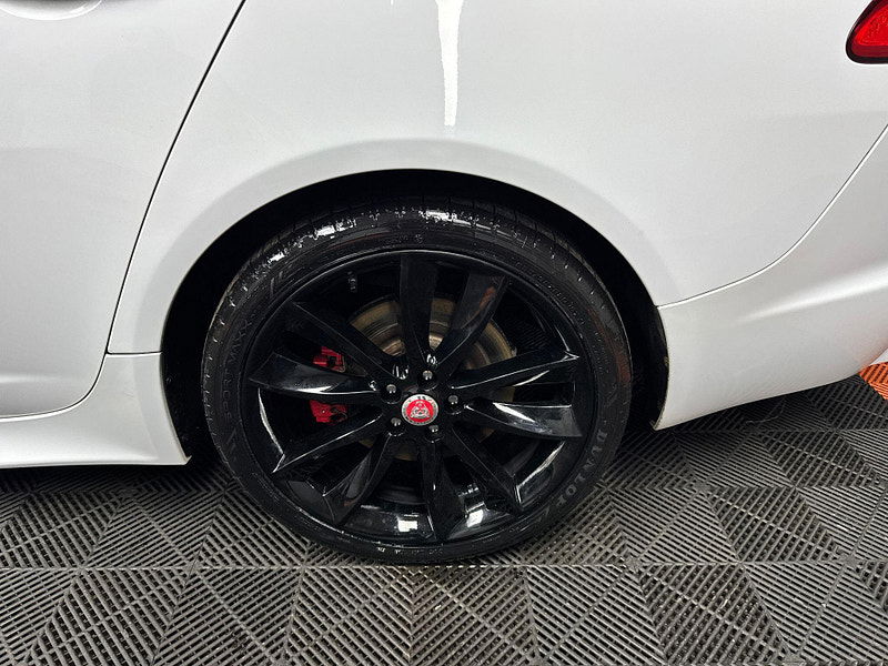 Jaguar XF 3.0d S V6 Portfolio Auto Euro 5 (s/s) 4dr 4dr Automatic 2026