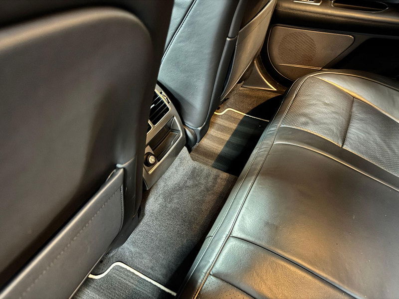 Jaguar XF 3.0d S V6 Portfolio Auto Euro 5 (s/s) 4dr 4dr Automatic 2026