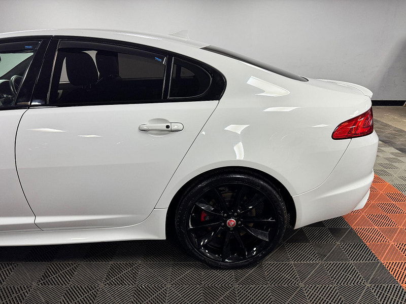 Jaguar XF 3.0d S V6 Portfolio Auto Euro 5 (s/s) 4dr 4dr Automatic 2026