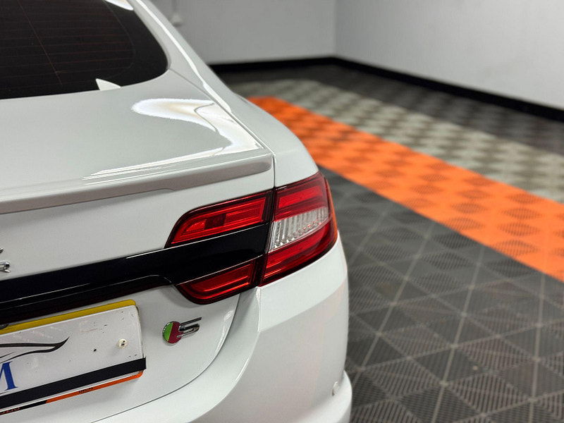 Jaguar XF 3.0d S V6 Portfolio Auto Euro 5 (s/s) 4dr 4dr Automatic 2026