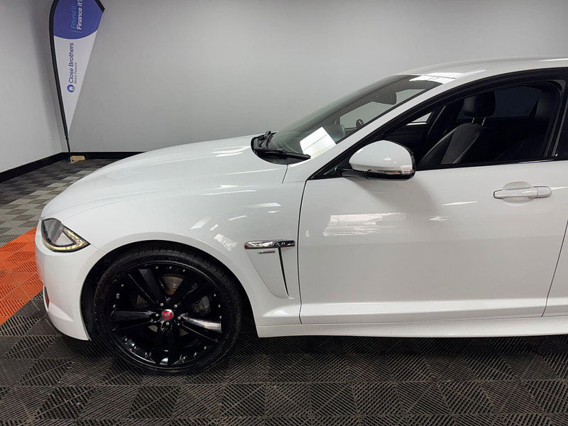 Jaguar XF 3.0d V6 R-Sport Auto Euro 5 (s/s) 4dr 4dr Automatic 2025