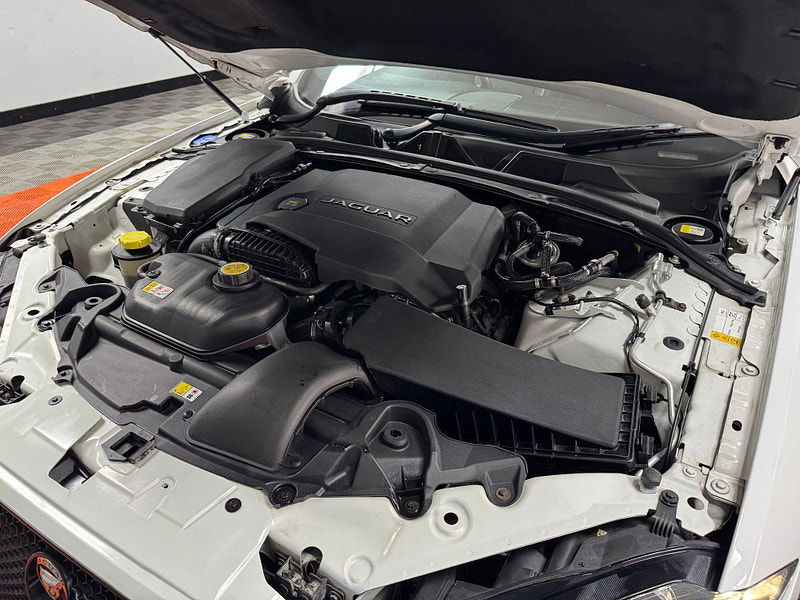 Jaguar XF 3.0d V6 R-Sport Auto Euro 5 (s/s) 4dr 4dr Automatic 2025