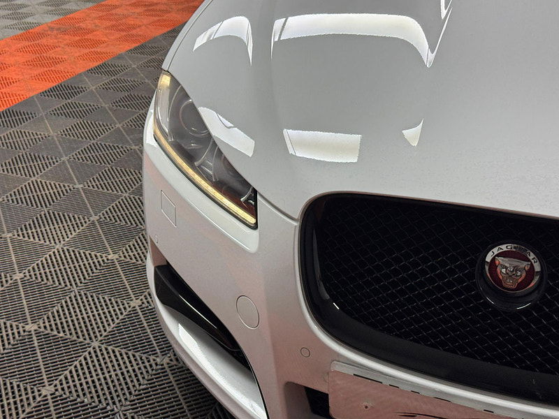 Jaguar XF 3.0d V6 R-Sport Auto Euro 5 (s/s) 4dr 4dr Automatic 2025