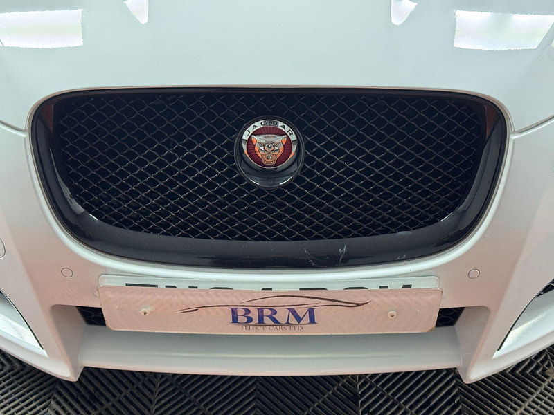 Jaguar XF 3.0d V6 R-Sport Auto Euro 5 (s/s) 4dr 4dr Automatic 2025
