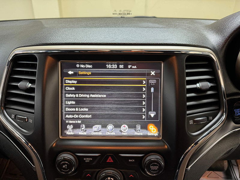 Jeep Grand Cherokee 3.0 V6 CRD Limited Auto 4WD Euro 5 5dr 5dr Automatic 2025