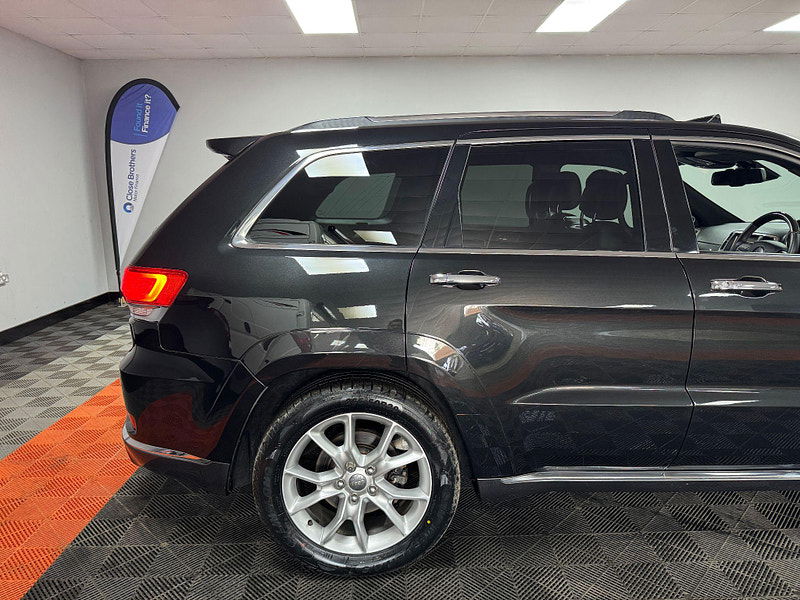 Jeep Grand Cherokee 3.0 V6 CRD Summit Auto 4WD Euro 6 (s/s) 5dr 5dr Automatic 2025