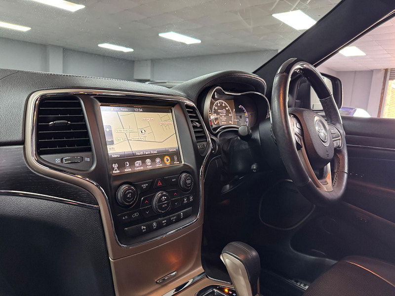 Jeep Grand Cherokee 3.0 V6 CRD Summit Auto 4WD Euro 6 (s/s) 5dr 5dr Automatic 2025