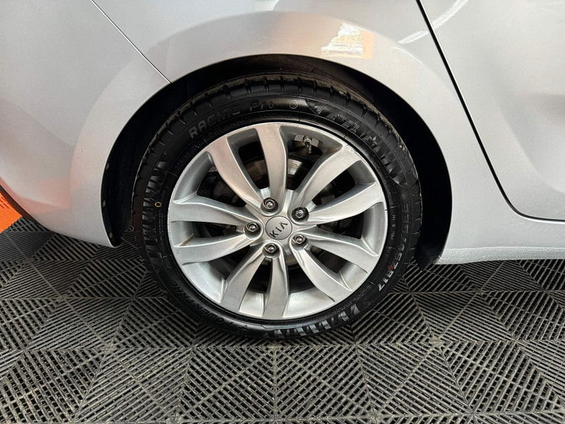 Kia Carens 1.7 CRDi EcoDynamics 4 Euro 5 (s/s) 5dr 5dr Manual 2025