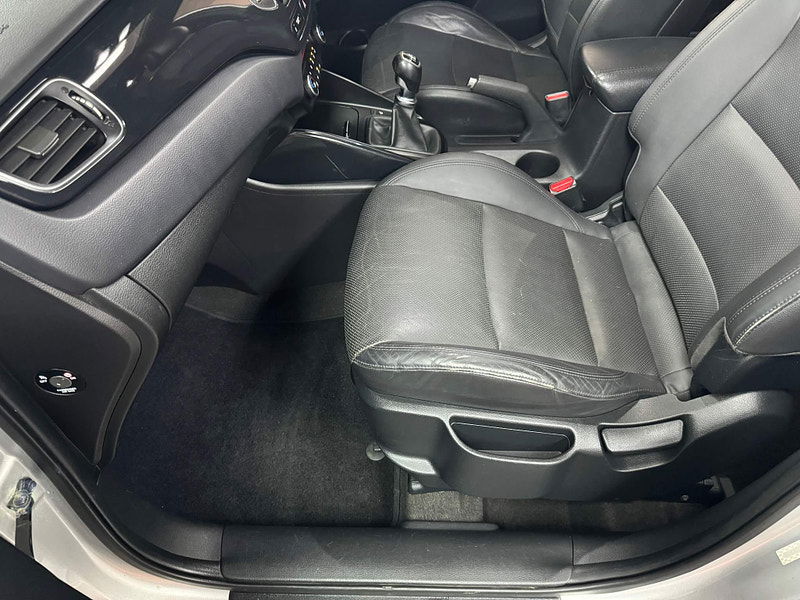 Kia Carens 1.7 CRDi EcoDynamics 4 Euro 5 (s/s) 5dr 5dr Manual 2025