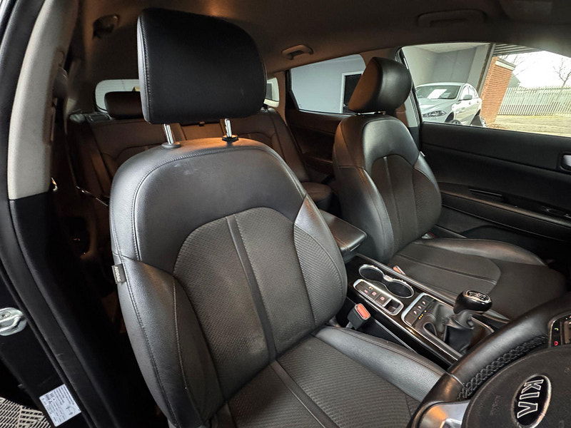 Kia Optima 1.7 CRDi 3 Sportswagon Euro 6 (s/s) 5dr 5dr Manual 2025