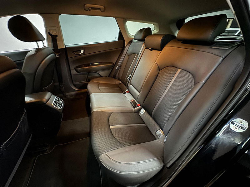 Kia Optima 1.7 CRDi 3 Sportswagon Euro 6 (s/s) 5dr 5dr Manual 2025