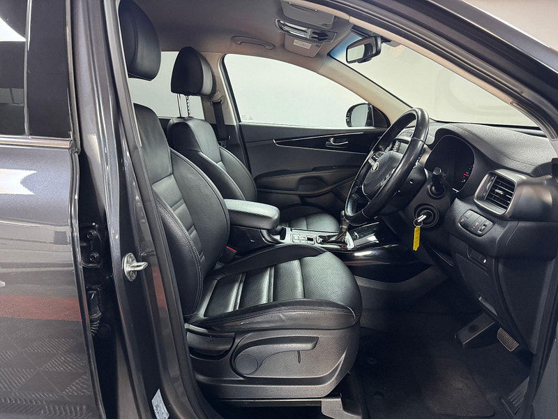 Kia Sorento 2.2 CRDi KX-2 Auto AWD Euro 6 (s/s) 5dr 5dr Automatic 2025