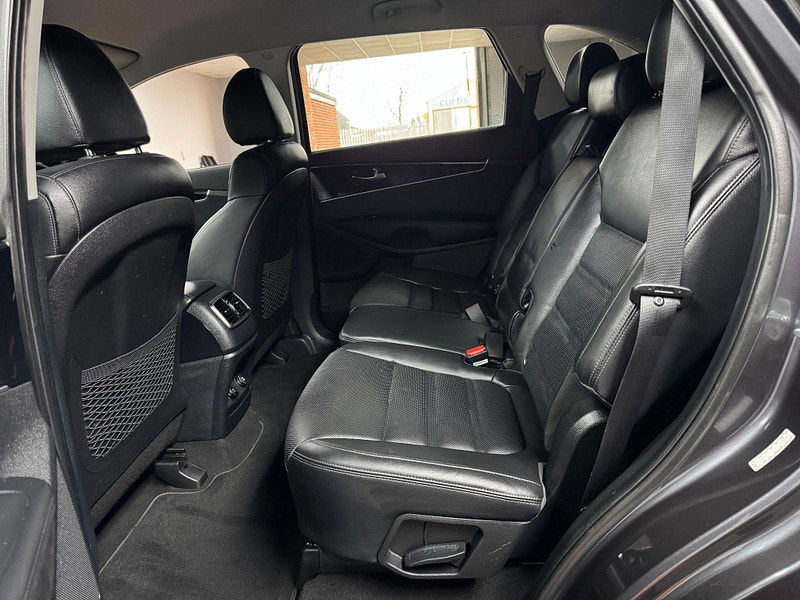 Kia Sorento 2.2 CRDi KX-2 Auto AWD Euro 6 (s/s) 5dr 5dr Automatic 2025