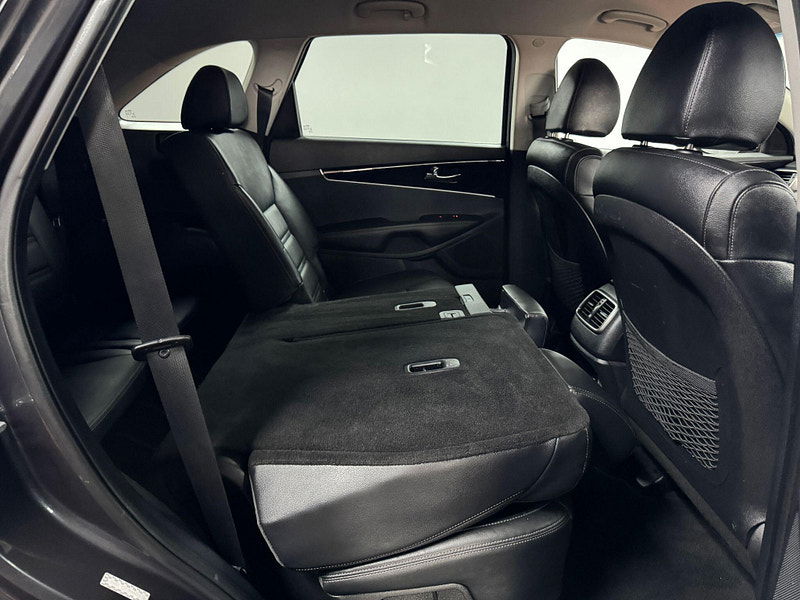 Kia Sorento 2.2 CRDi KX-2 Auto AWD Euro 6 (s/s) 5dr 5dr Automatic 2025