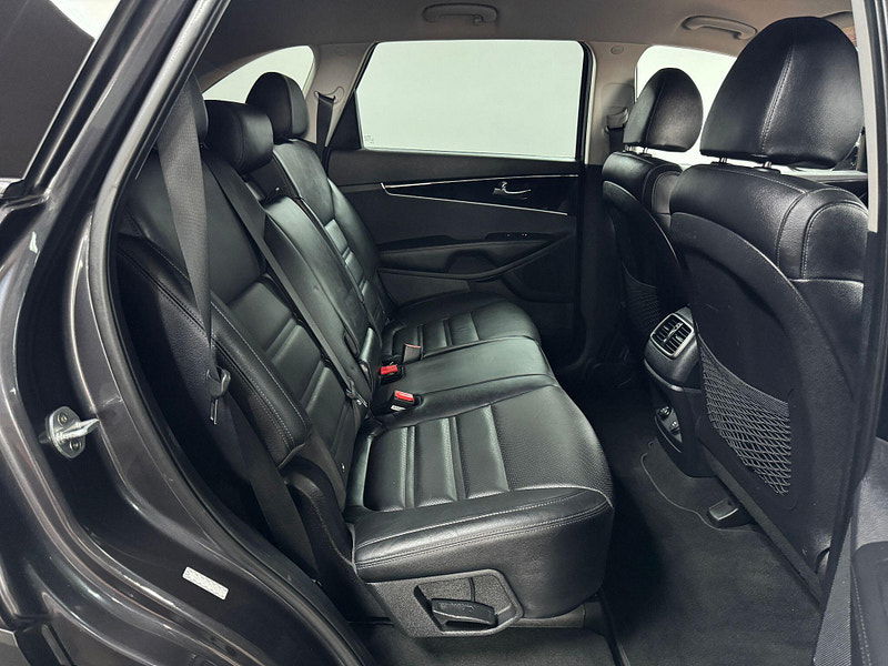 Kia Sorento 2.2 CRDi KX-2 Auto AWD Euro 6 (s/s) 5dr 5dr Automatic 2025