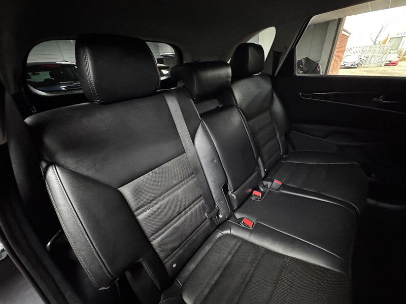 Kia Sorento 2.2 CRDi KX-2 Auto AWD Euro 6 (s/s) 5dr 5dr Automatic 2025