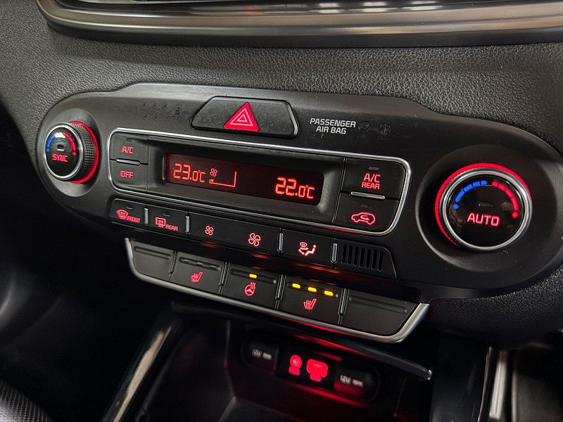 Kia Sorento 2.2 CRDi KX-2 Auto AWD Euro 6 (s/s) 5dr 5dr Automatic 2025