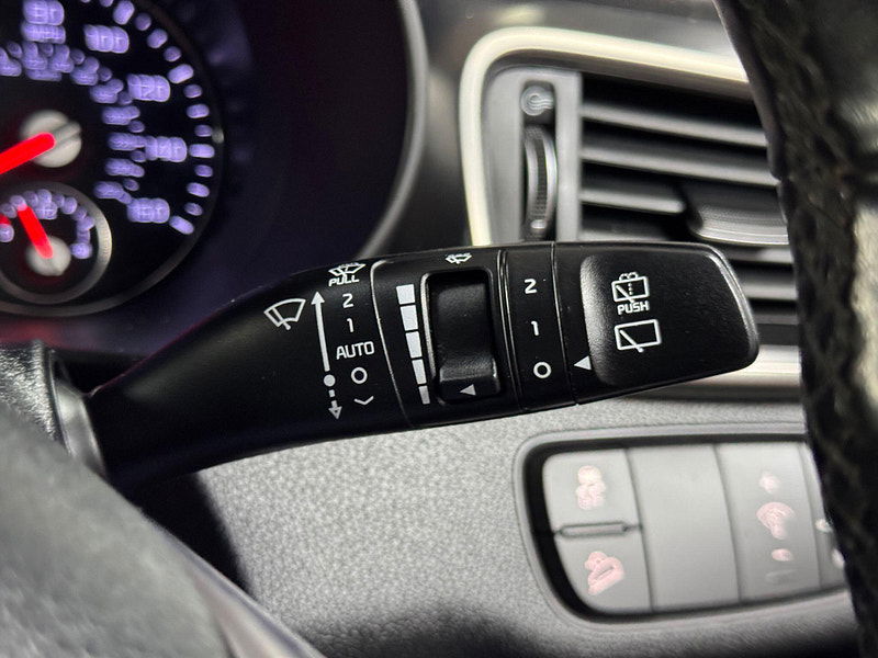 Kia Sorento 2.2 CRDi KX-2 Auto AWD Euro 6 (s/s) 5dr 5dr Automatic 2025