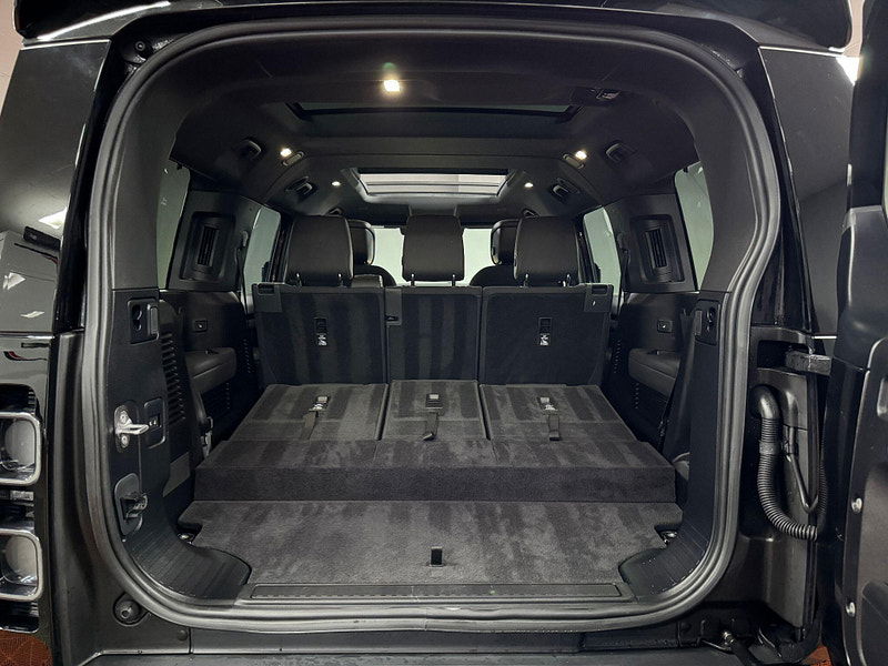 Land Rover Defender 130 3.0 D300 MHEV X Auto 4WD Euro 6 (s/s) 5dr 5dr Automatic 2026