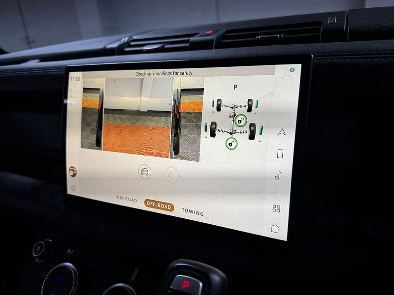 Land Rover Defender 130 3.0 D300 MHEV X Auto 4WD Euro 6 (s/s) 5dr 5dr Automatic 2026