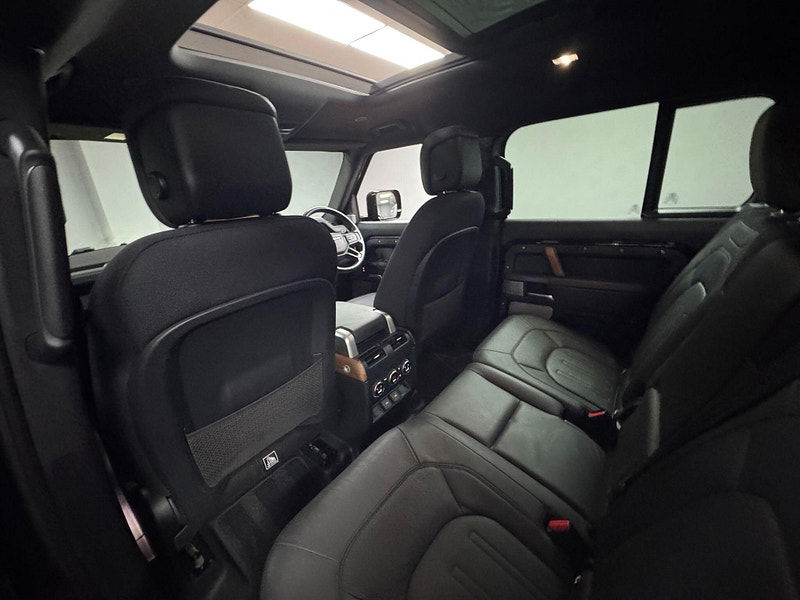 Land Rover Defender 130 3.0 D300 MHEV X Auto 4WD Euro 6 (s/s) 5dr 5dr Automatic 2026