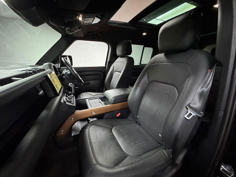 Land Rover Defender 130 3.0 D300 MHEV X Auto 4WD Euro 6 (s/s) 5dr 5dr Automatic 2026