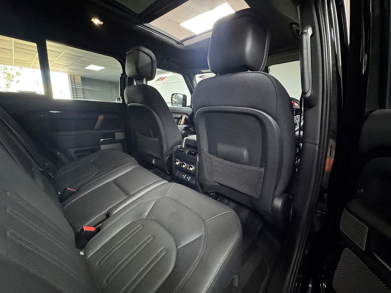 Land rover Defender 130 3.0 D300 MHEV X Auto 4WD Euro 6 (s/s) 5dr 5dr Automatic 2025