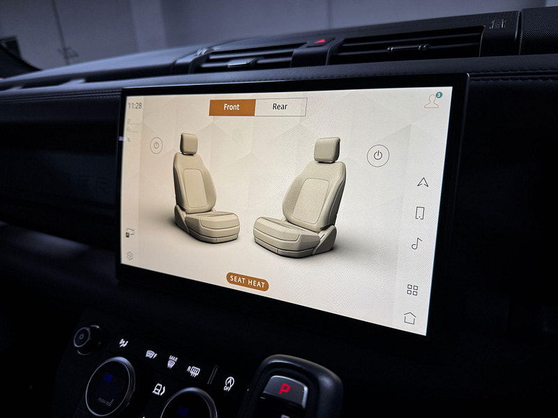 Land Rover Defender 130 3.0 D300 MHEV X Auto 4WD Euro 6 (s/s) 5dr 5dr Automatic 2026