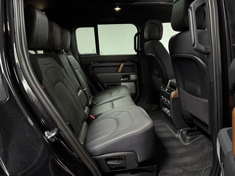 Land Rover Defender 130 3.0 D300 MHEV X Auto 4WD Euro 6 (s/s) 5dr 5dr Automatic 2026