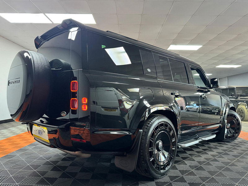 Land rover Defender 130 3.0 D300 MHEV X Auto 4WD Euro 6 (s/s) 5dr 5dr Automatic 2025