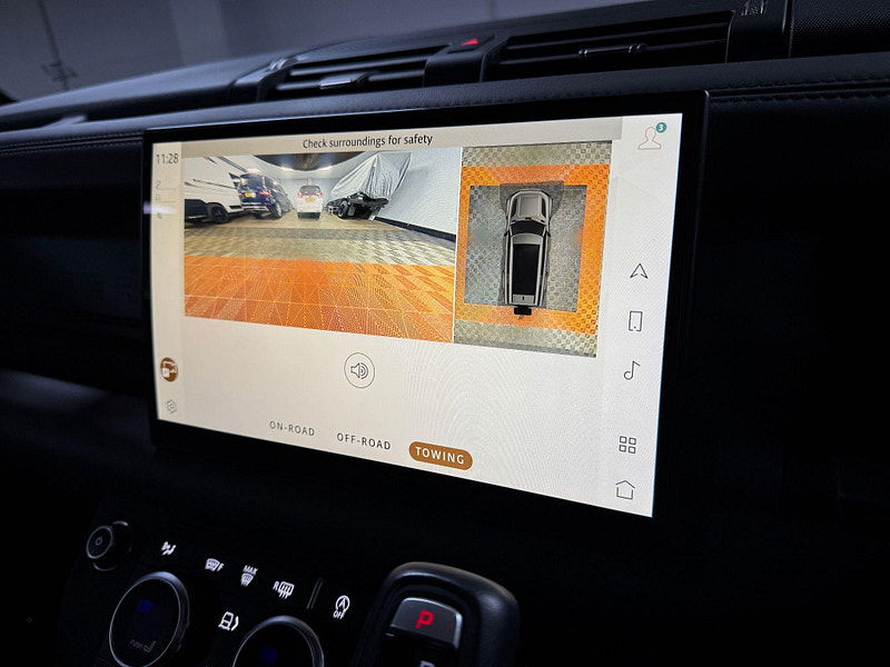 Land Rover Defender 130 3.0 D300 MHEV X Auto 4WD Euro 6 (s/s) 5dr 5dr Automatic 2026