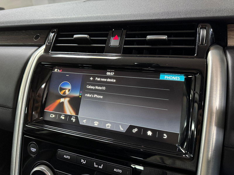 Land Rover DISCOVERY 3.0 SD V6 HSE Luxury Auto 4WD Euro 6 (s/s) 5dr 5dr Automatic 2025