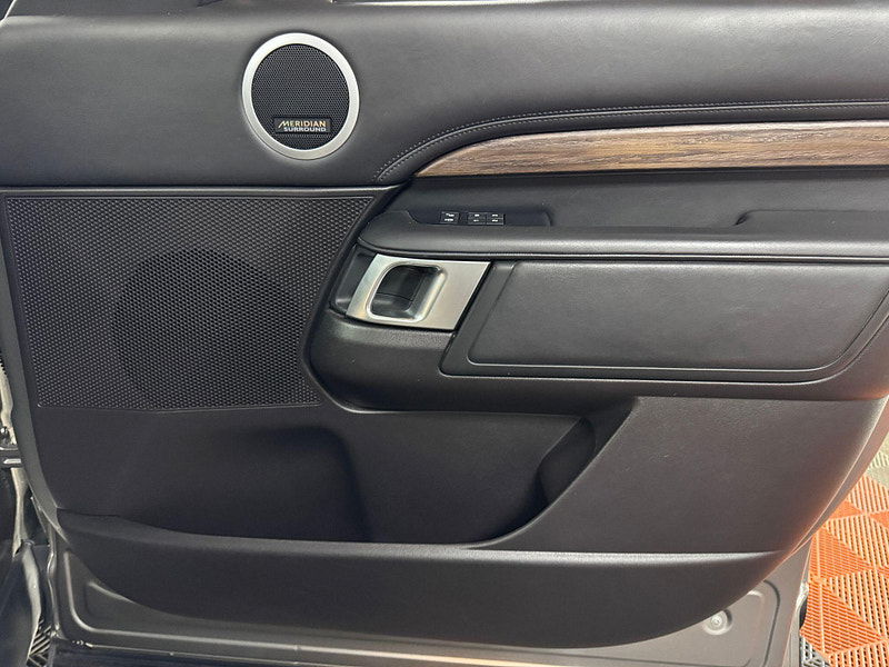 Land Rover DISCOVERY 3.0 SD V6 HSE Luxury Auto 4WD Euro 6 (s/s) 5dr 5dr Automatic 2025