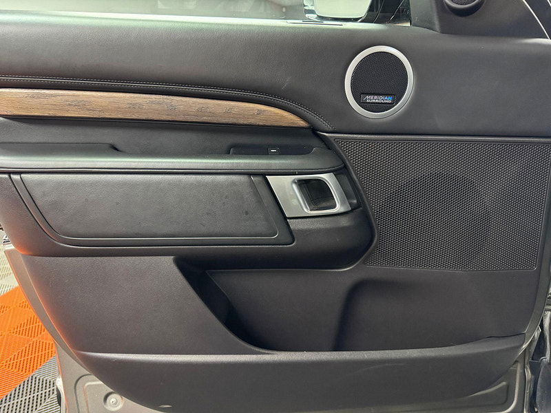 Land Rover DISCOVERY 3.0 SD V6 HSE Luxury Auto 4WD Euro 6 (s/s) 5dr 5dr Automatic 2025