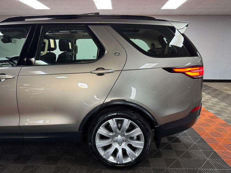 Land Rover DISCOVERY 3.0 SD V6 HSE Luxury Auto 4WD Euro 6 (s/s) 5dr 5dr Automatic 2025