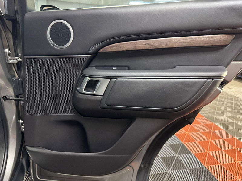 Land Rover DISCOVERY 3.0 SD V6 HSE Luxury Auto 4WD Euro 6 (s/s) 5dr 5dr Automatic 2025