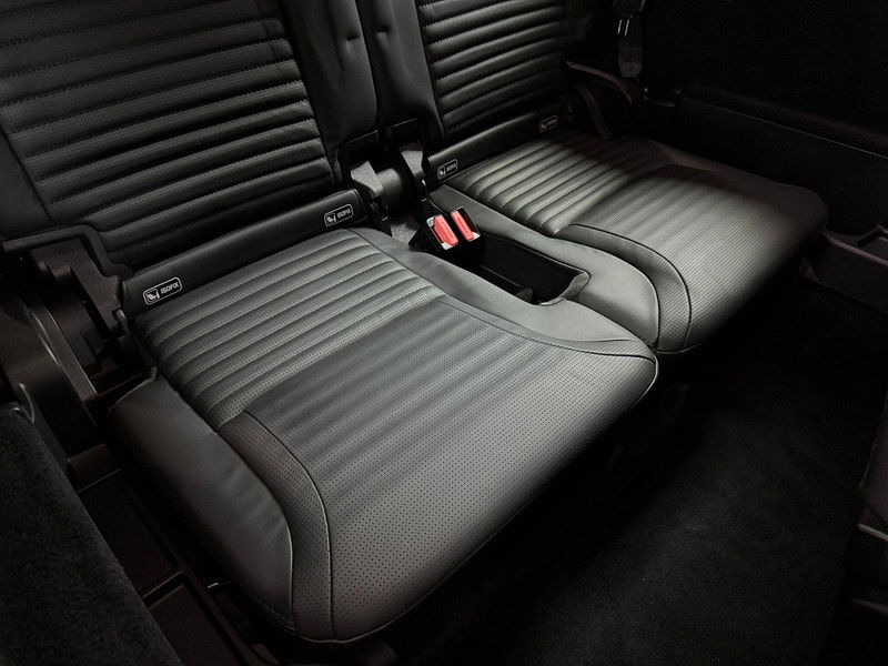 Land Rover DISCOVERY 3.0 SD V6 HSE Luxury Auto 4WD Euro 6 (s/s) 5dr 5dr Automatic 2025