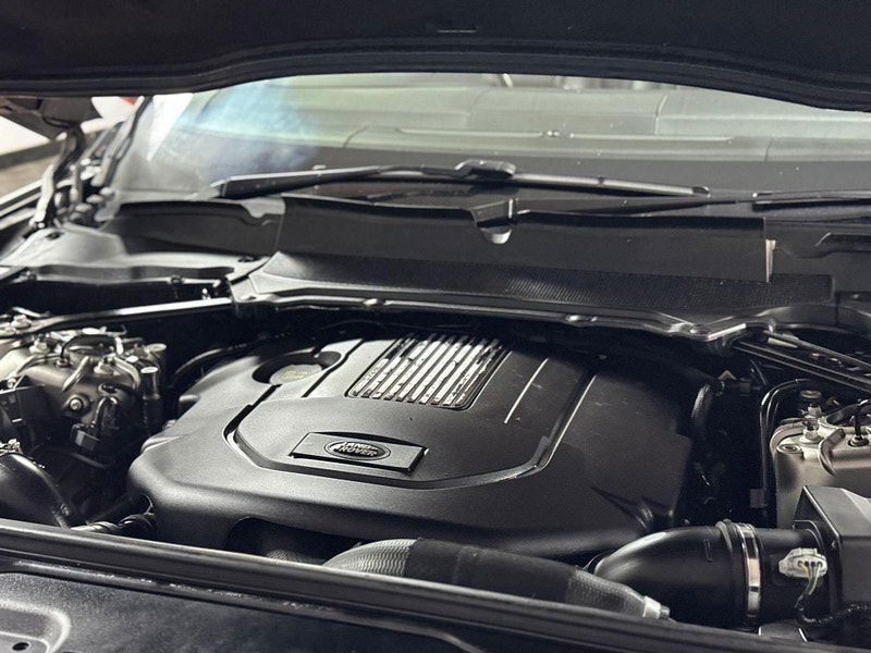 Land Rover DISCOVERY 3.0 SD V6 HSE Luxury Auto 4WD Euro 6 (s/s) 5dr 5dr Automatic 2025