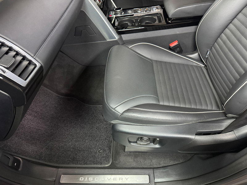 Land Rover DISCOVERY 3.0 SD V6 HSE Luxury Auto 4WD Euro 6 (s/s) 5dr 5dr Automatic 2025
