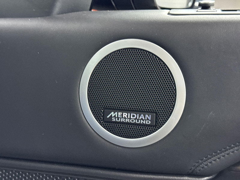 Land Rover DISCOVERY 3.0 SD V6 HSE Luxury Auto 4WD Euro 6 (s/s) 5dr 5dr Automatic 2025