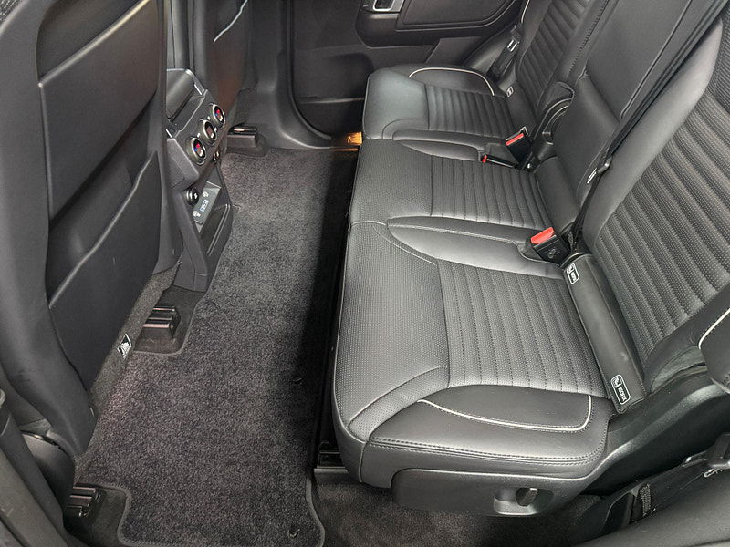 Land Rover DISCOVERY 3.0 SD V6 HSE Luxury Auto 4WD Euro 6 (s/s) 5dr 5dr Automatic 2025