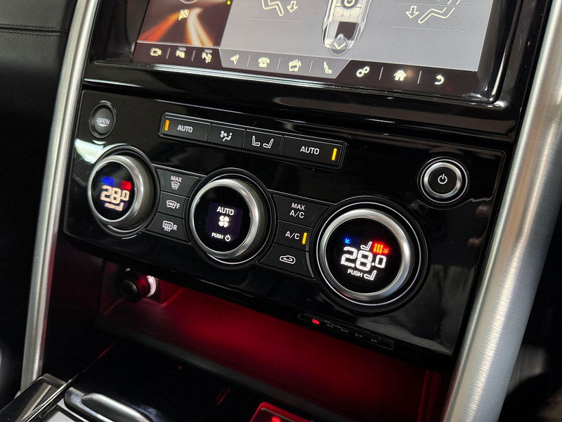 Land Rover DISCOVERY 3.0 SD V6 HSE Luxury Auto 4WD Euro 6 (s/s) 5dr 5dr Automatic 2025