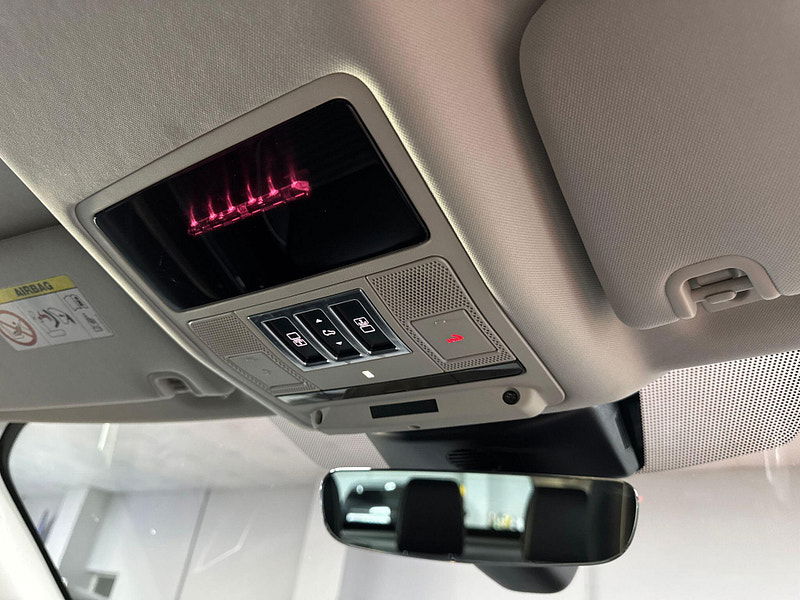 Land Rover DISCOVERY 3.0 SD V6 HSE Luxury Auto 4WD Euro 6 (s/s) 5dr 5dr Automatic 2025